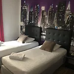 Logis Du Cirque Centre Historique Ξενοδοχείο 2*