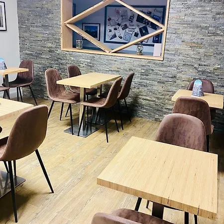 Logis Du Cirque Centre Historique