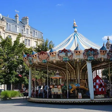 Hotel Logis Du Cirque Centre Historique