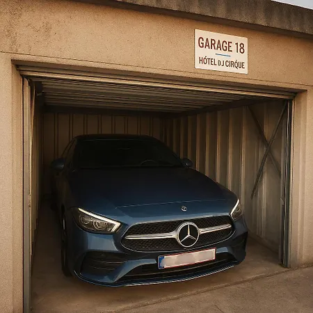 Logis Du Cirque Centre Historique Szálloda