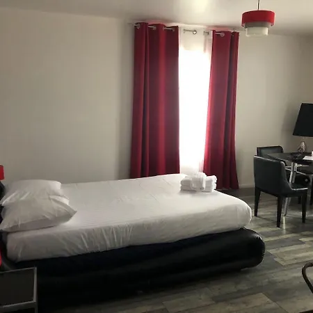 Logis Du Cirque Centre Historique 2* Troyes