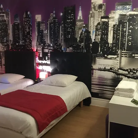 Logis Du Cirque Centre Historique 2* Troyes