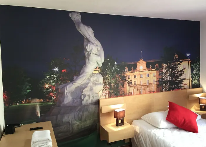 Logis Du Cirque Centre Historique Hotel Troyes