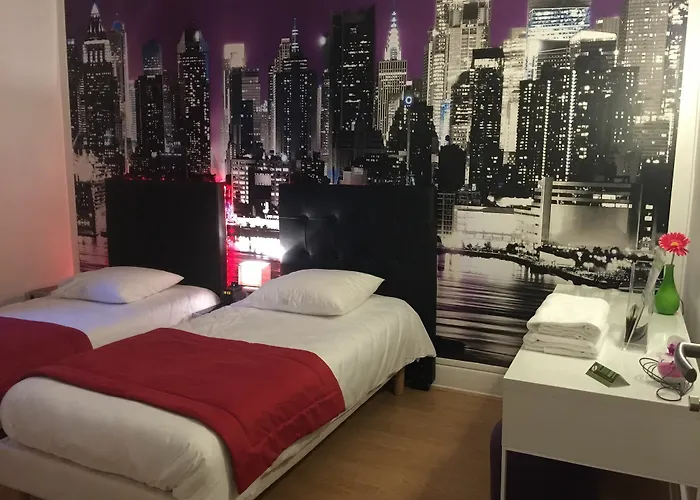 Logis Du Cirque Centre Historique 2* Troyes